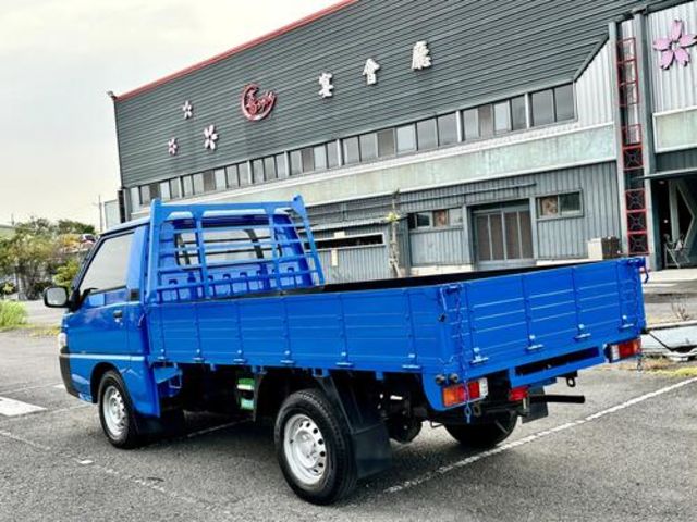 MITSUBISHI三菱 DELICA  第4張相片