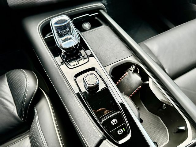 VOLVO富豪 XC90  第17張相片