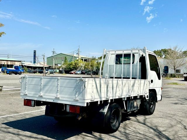ISUZU五十鈴 ELF  第5張相片