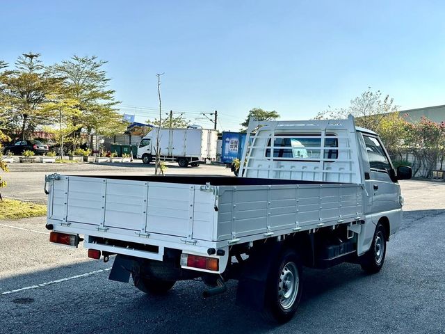 MITSUBISHI三菱 DELICA  第5張相片
