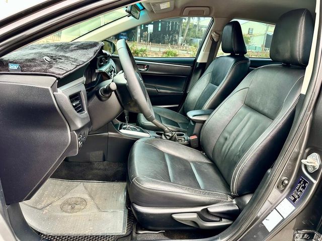 TOYOTA豐田 ALTIS  第9張相片