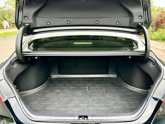 TOYOTA豐田 CAMRY HYBRID  第9張相片
