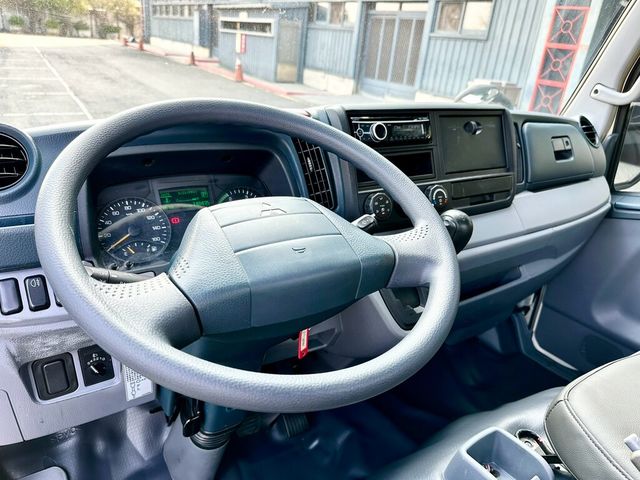 MITSUBISHI三菱 CANTER  第8張相片