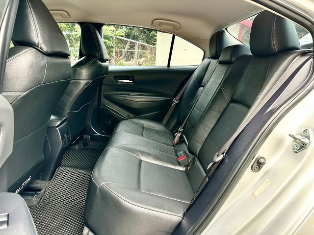TOYOTA豐田 ALTIS  第7張相片