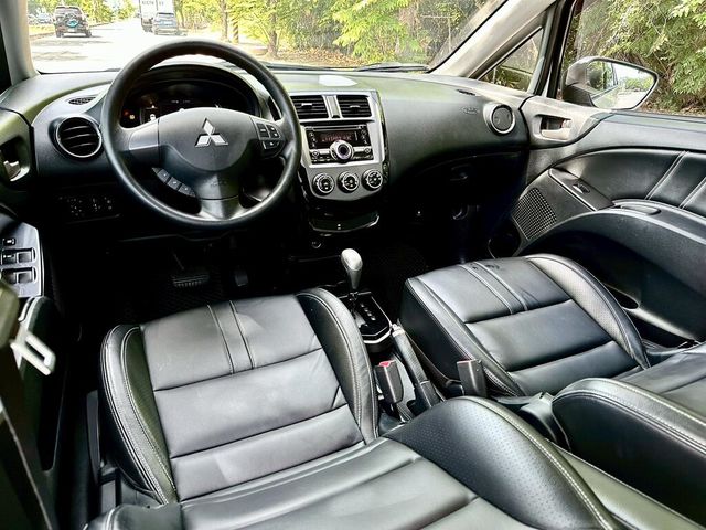 MITSUBISHI三菱 COLT PLUS  第11張相片