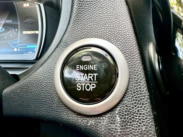 MITSUBISHI三菱 COLT PLUS  第16張相片