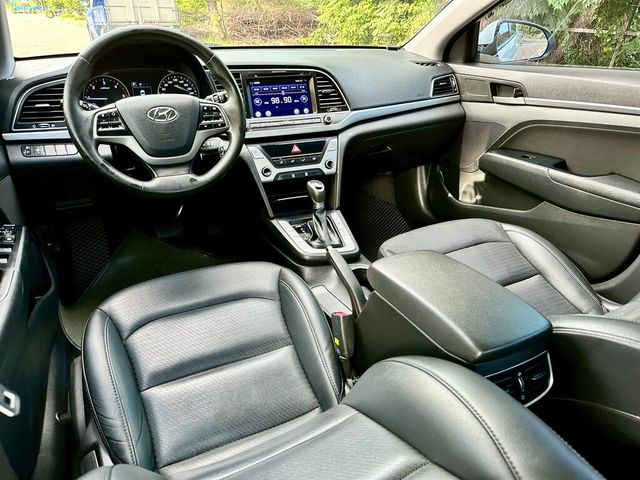 HYUNDAI現代 ELANTRA  第10張相片