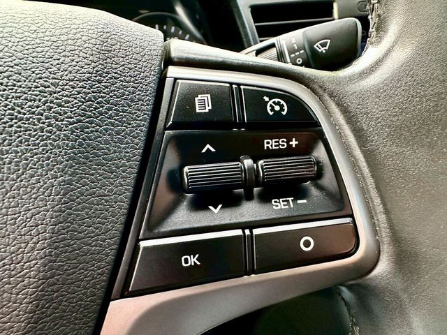 HYUNDAI現代 ELANTRA  第14張相片