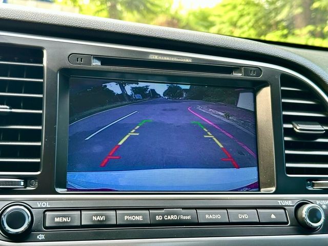 HYUNDAI現代 ELANTRA  第18張相片
