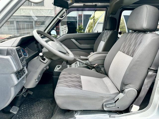 MITSUBISHI三菱 DELICA  第5張相片