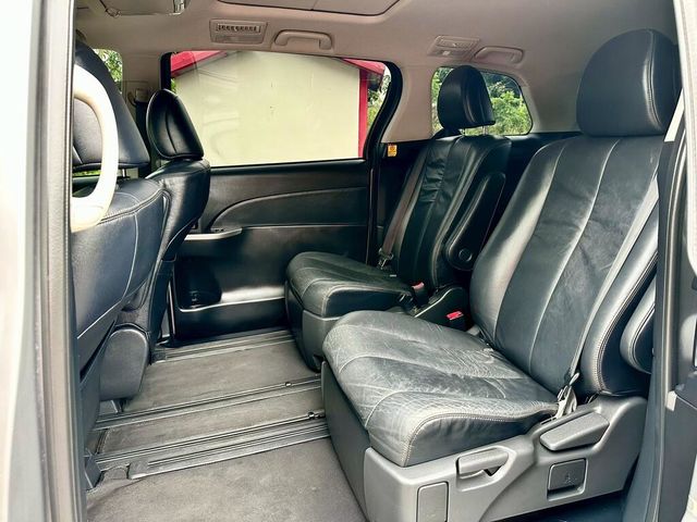 TOYOTA豐田 PREVIA  第6張相片