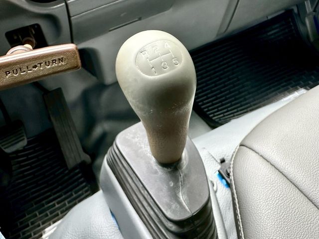 MITSUBISHI三菱 CANTER  第12張相片