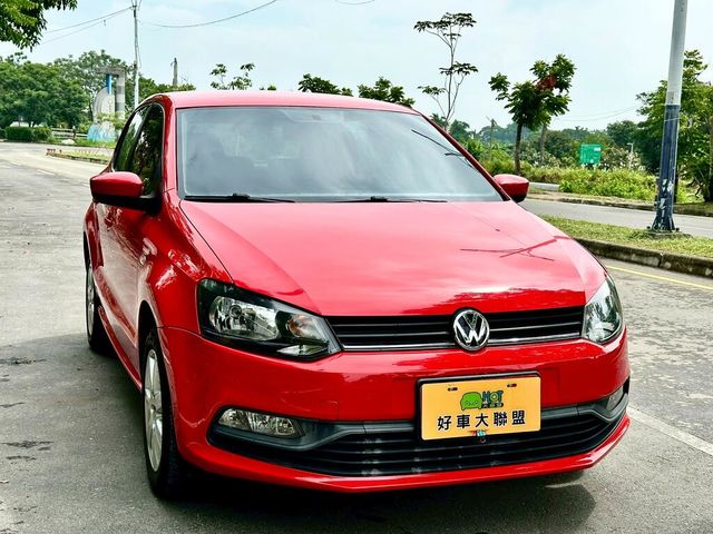 VOLKSWAGEN福斯 POLO  第2張相片