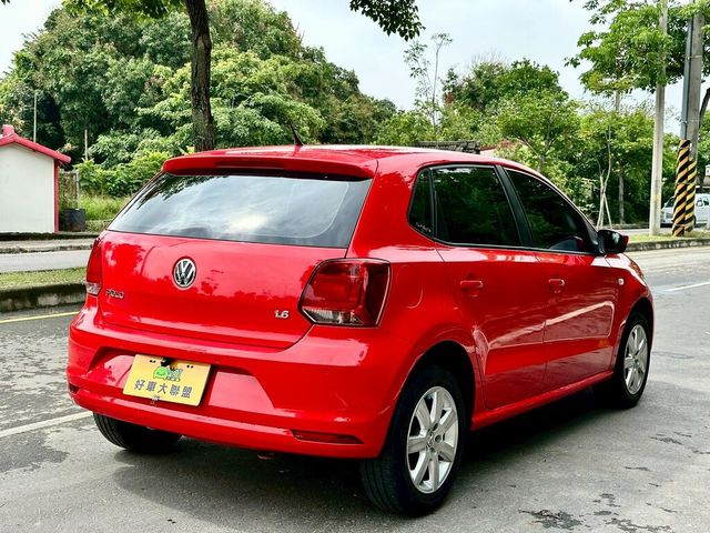VOLKSWAGEN福斯 POLO  第3張相片