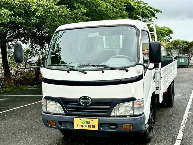 HINO日野 300  第1張相片