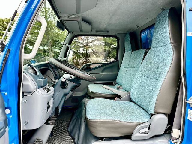 MITSUBISHI三菱 CANTER  第5張相片