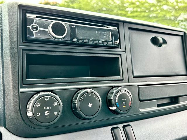 MITSUBISHI三菱 CANTER  第10張相片