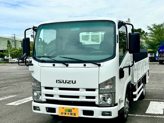 ISUZU五十鈴 ELF  第1張相片