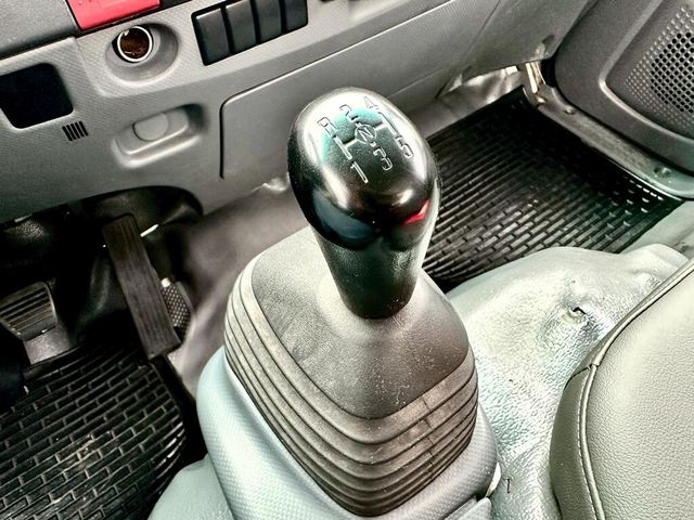 ISUZU五十鈴 ELF  第13張相片