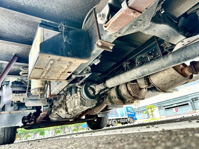 ISUZU五十鈴 ELF  第19張相片