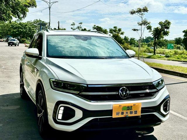 VOLKSWAGEN福斯 T-ROC  第2張相片