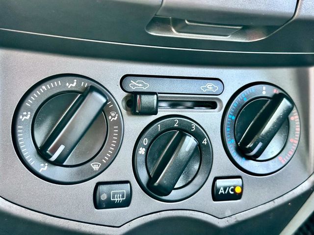 NISSAN日產 LIVINA  第15張相片