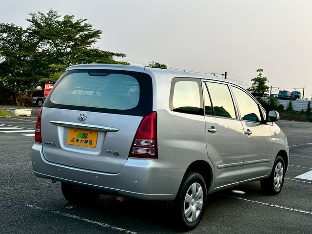 TOYOTA豐田 INNOVA  第3張相片