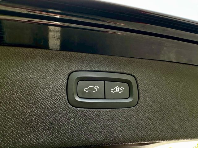 VOLVO富豪 XC90  第8張相片