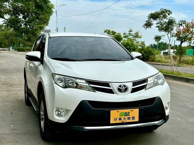 TOYOTA豐田 RAV4  第2張相片