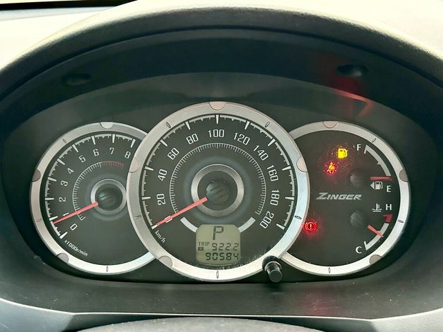 MITSUBISHI三菱 ZINGER  第12張相片