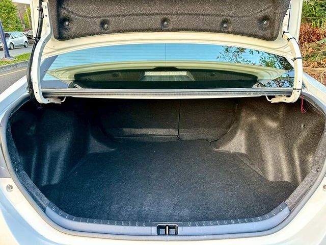 TOYOTA豐田 ALTIS  第9張相片