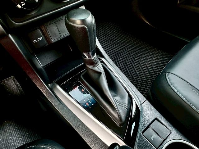 TOYOTA豐田 ALTIS  第18張相片