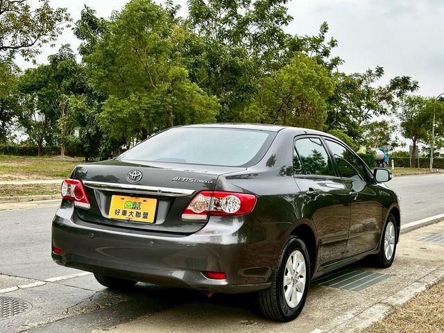 TOYOTA豐田 ALTIS  第3張相片