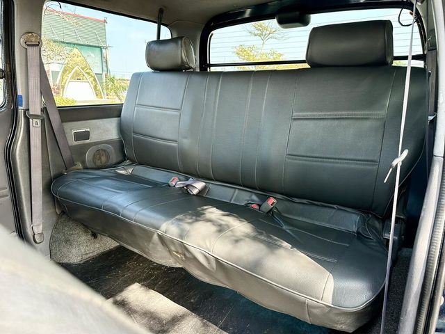 TOYOTA豐田 HIACE  第9張相片