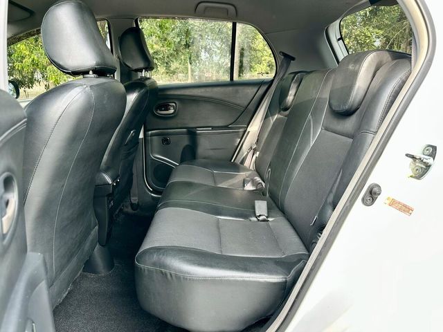 TOYOTA豐田 YARIS  第7張相片