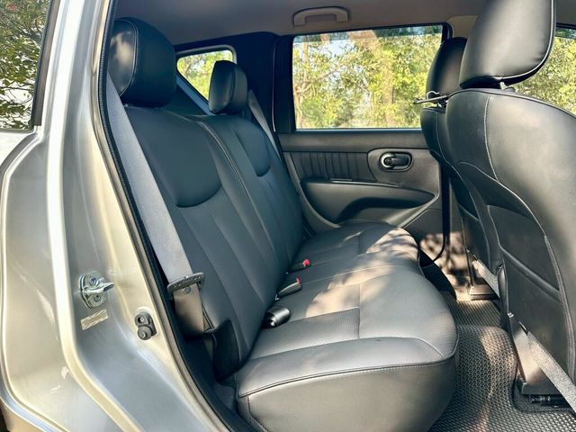 NISSAN日產 LIVINA  第8張相片