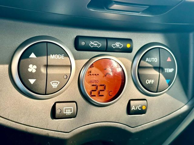 NISSAN日產 LIVINA  第16張相片