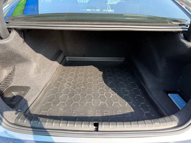 BMW寶馬 520I  第5張相片