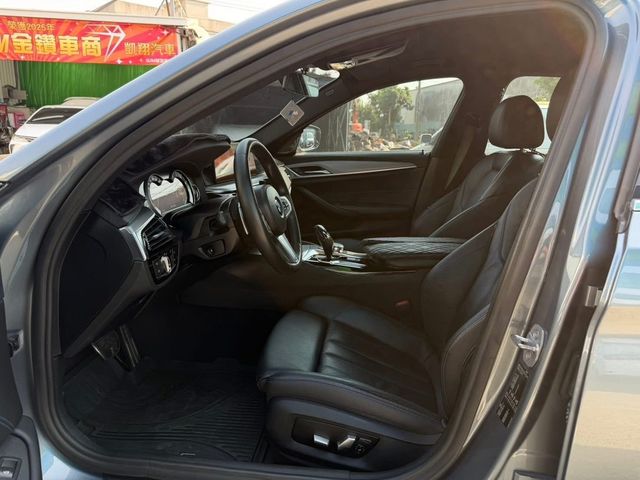 BMW寶馬 520I  第7張相片