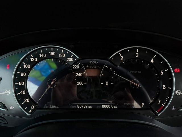 BMW寶馬 520I  第11張相片