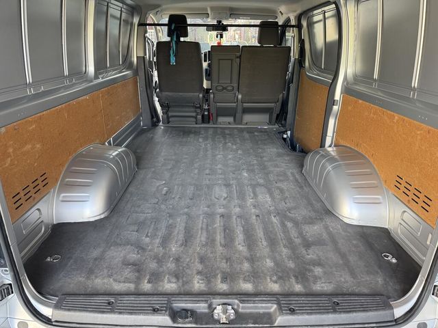 TOYOTA豐田 HIACE  第5張相片