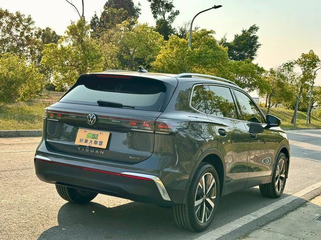 VOLKSWAGEN福斯 TIGUAN  第3張相片