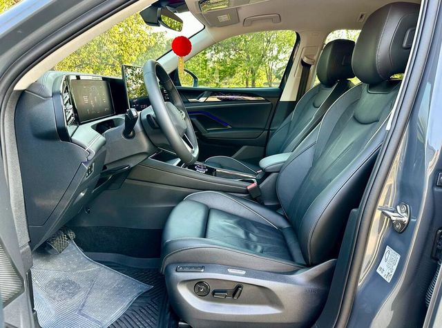 VOLKSWAGEN福斯 TIGUAN  第5張相片