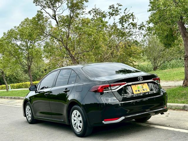 TOYOTA豐田 ALTIS  第4張相片