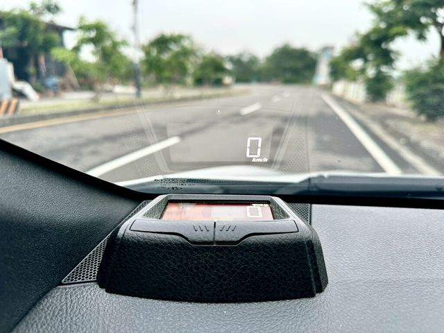 TOYOTA豐田 YARIS  第18張相片