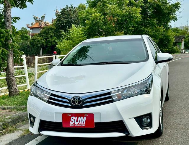 TOYOTA豐田 ALTIS  第1張相片