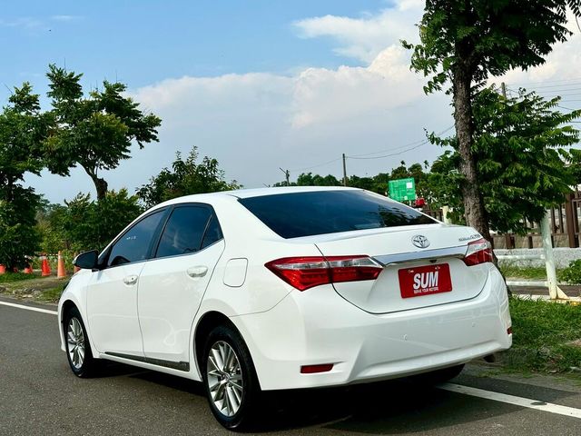 TOYOTA豐田 ALTIS  第4張相片