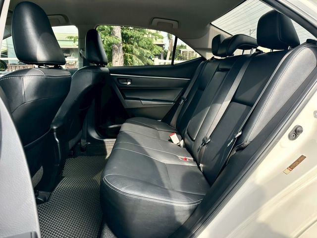 TOYOTA豐田 ALTIS  第7張相片