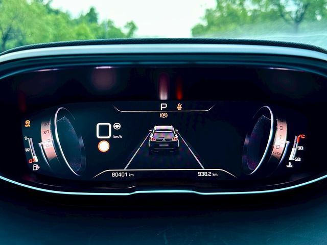 PEUGEOT寶獅 5008  第13張相片