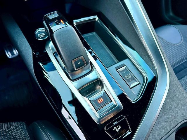 PEUGEOT寶獅 5008  第19張相片